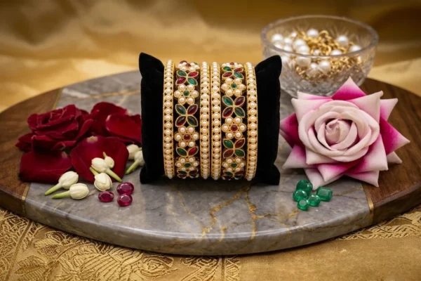 SIX PICE BEANGLS SET