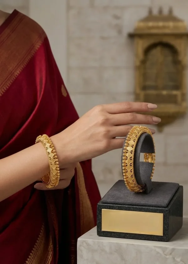 RAJ GHARANA TWO PIECE BANGLES SET